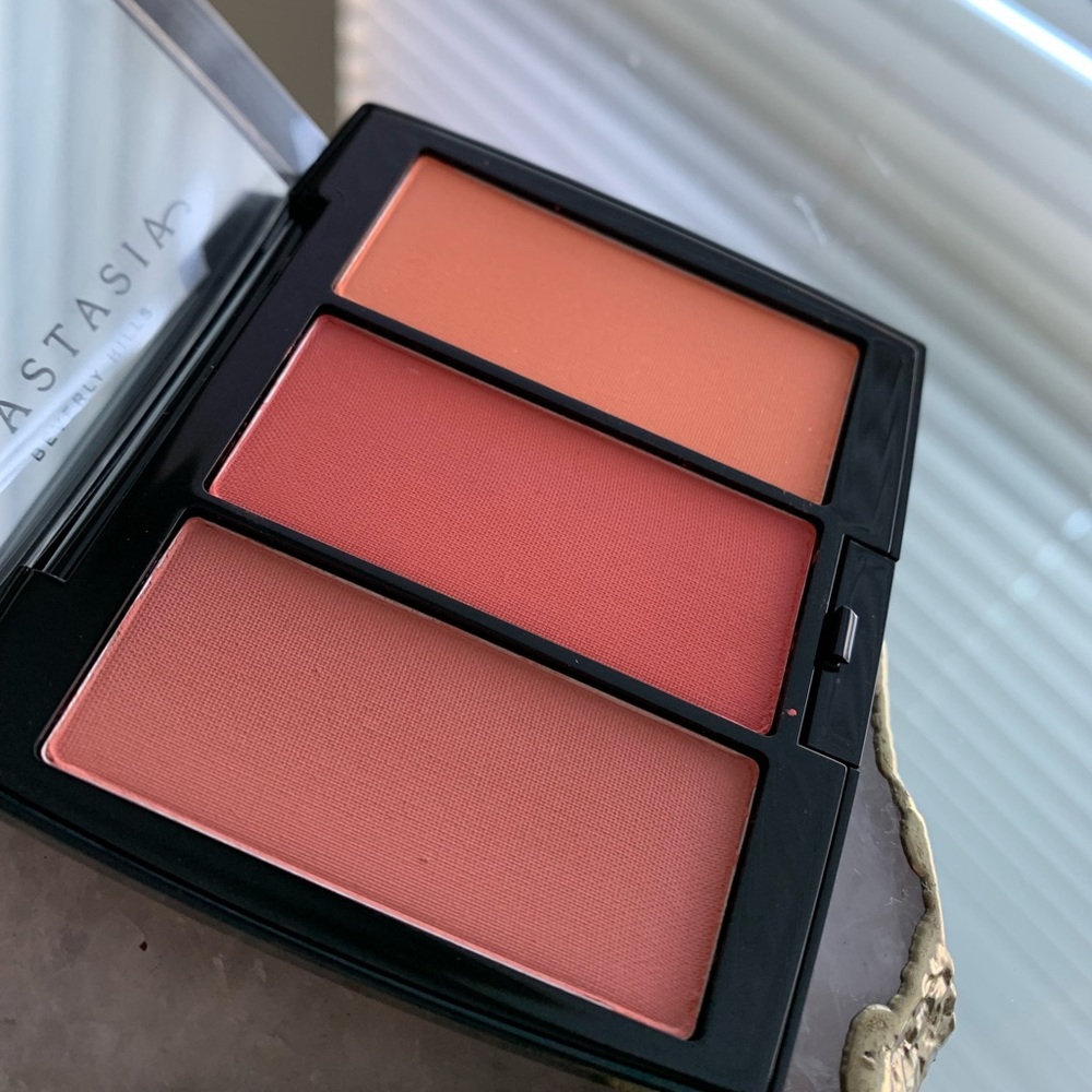 Blush trio peachy love